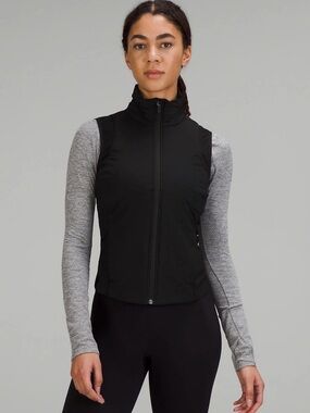 Lululemon Black Puffer-Front Sleeveless Vest size 12